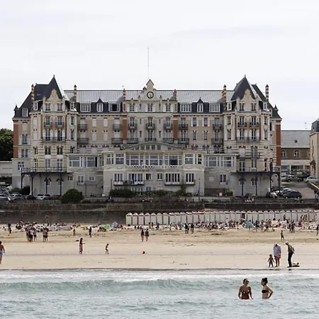 Superbe T2 Lumineux Refait A Neuf * Dinard