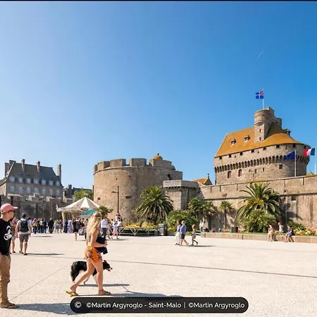 Superbe T2 Lumineux Refait A Neuf Dinard